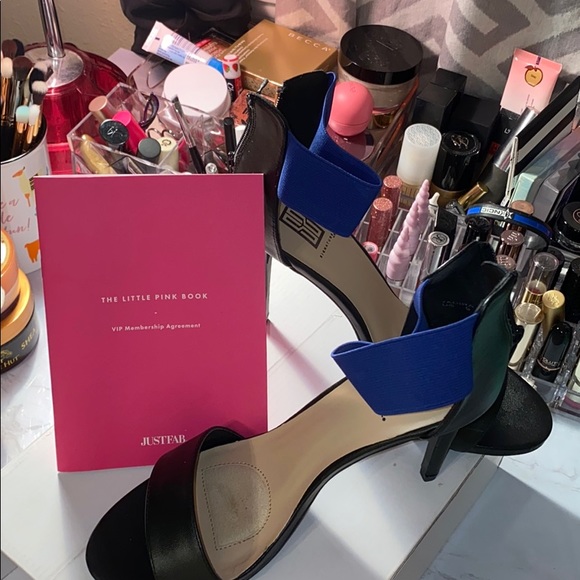 High Heels - Picture 3 of 4